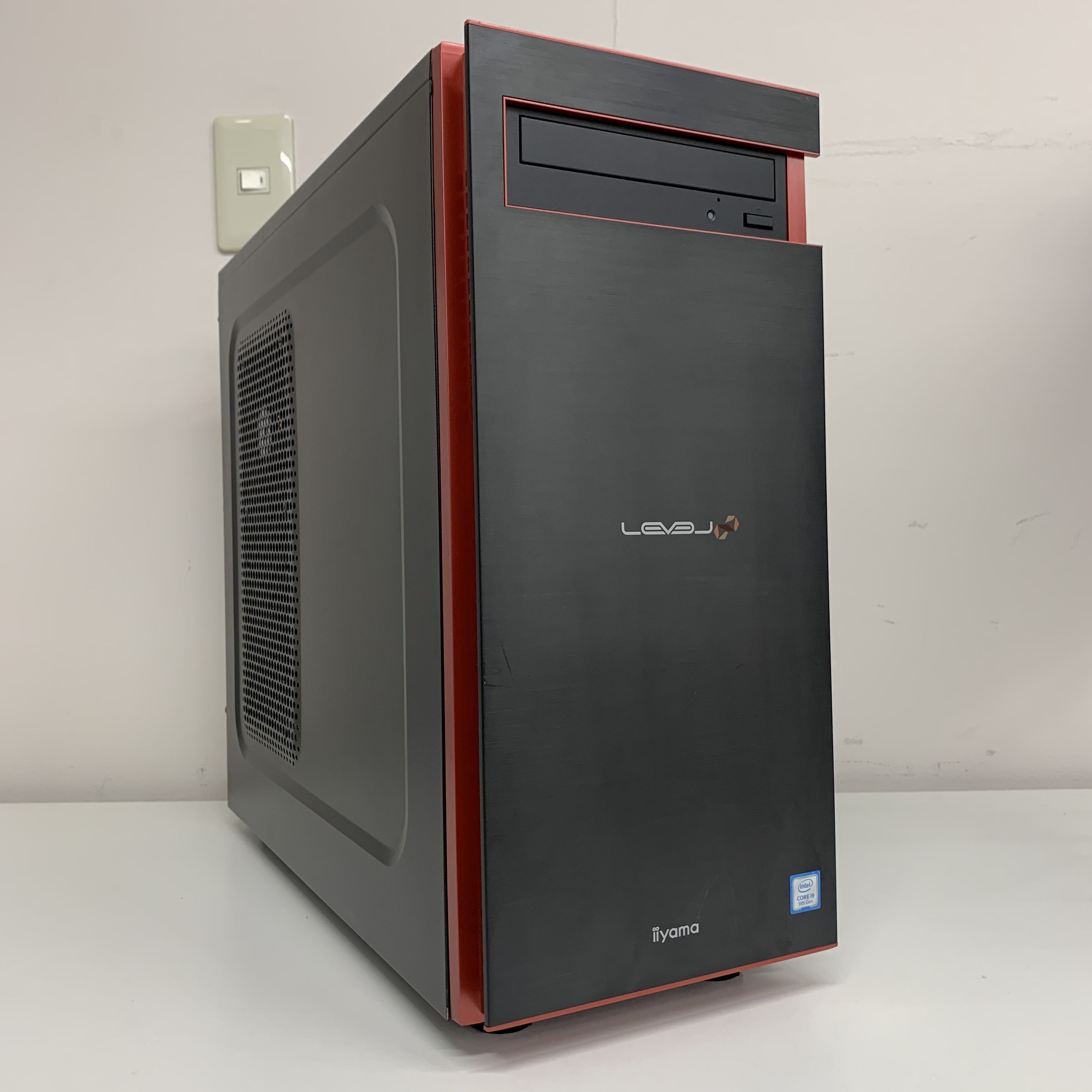 新入荷iiyama LEVEL∞ ILeDXi-R039 Intel Core i9 9900K/16GB/RTX2080